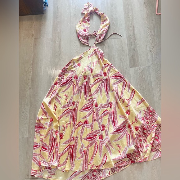 Dresses & Skirts - Yellow and Pink Halter Maxi Dress